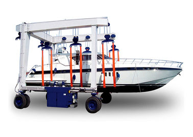 320T Electric Mobile Harbour Crane Boat / Yacht Lifting Use With Compact Structure