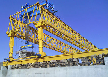 Double Truss Type Bridge Erection Machine High Security With Hydraulic System