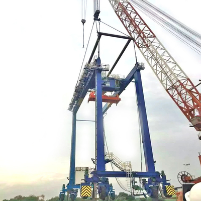 Rubber Tyre Shipping Container Gantry Crane 50ton With Flexible Movement