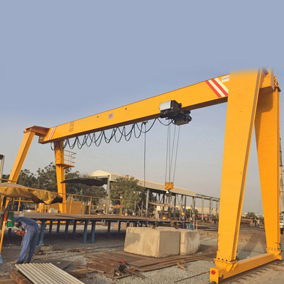 550KN Electric Hoist Gantry Crane with 0-15m Cantilever Length &amp; Remote Control