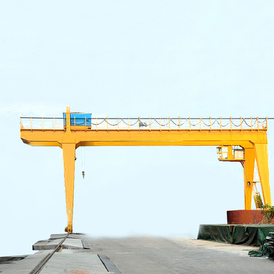 3-40m Gantry Crane 550KN Rated Lifting Moment for Heavy Duty Lifting