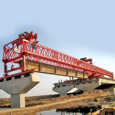 High Strength Steel Construction Lifting Beam Launcher Crane For Highway