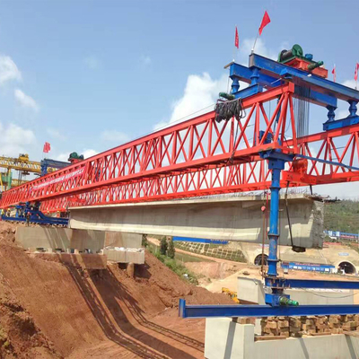 High Strength Steel Construction Lifting Beam Launcher Crane For Highway