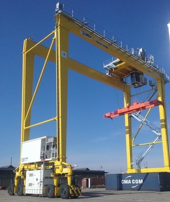 A3 - A7 Duty Rubber Tyred Gantry Crane For Shipping Containers 55 Ton