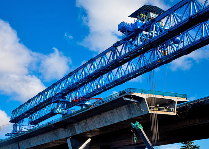 100 Ton Railway Bridge Girder Launching Gantry Crane / Erection Machine